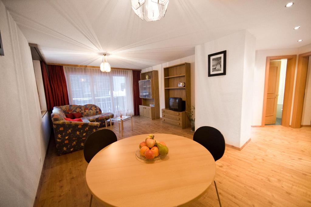 Apartamento Haus Perelia C Zermatt Habitación foto